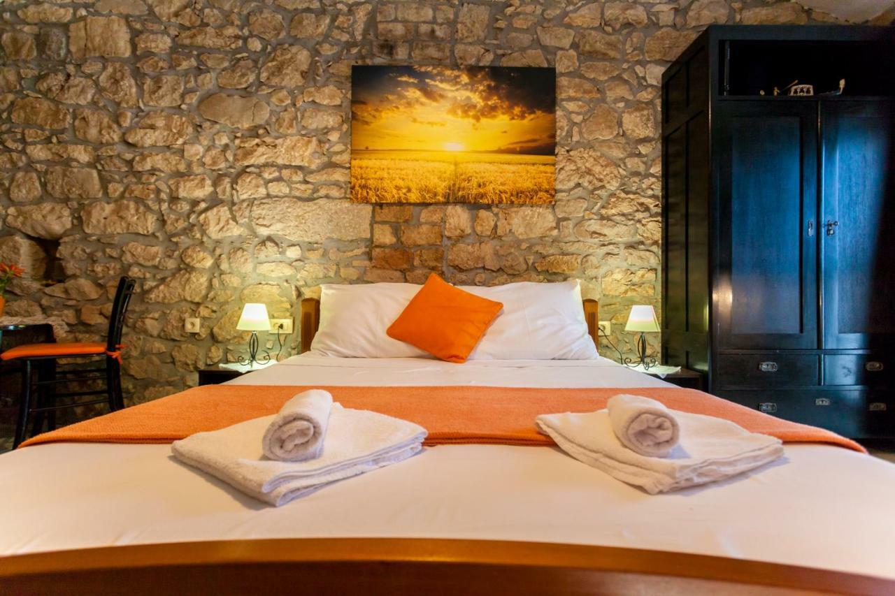 Apartments Nella Sveti Anton  Εξωτερικό φωτογραφία